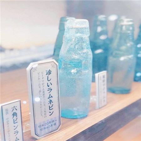 三上悠亞電影av：三上悠亞跨界成功,成人電影行業(yè)社會(huì)影響引熱議